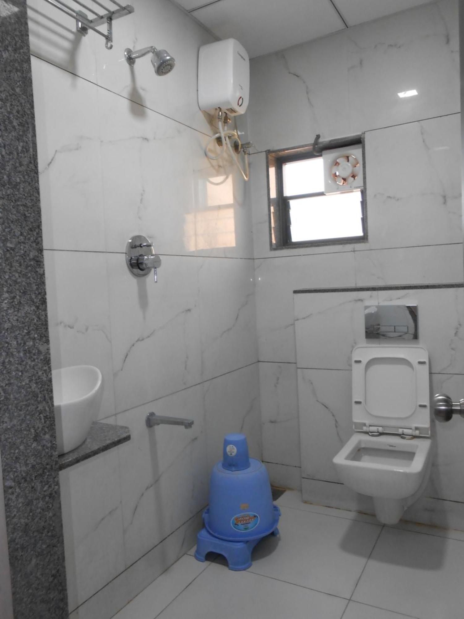Hotel Crossview Palanpur Eksteriør billede